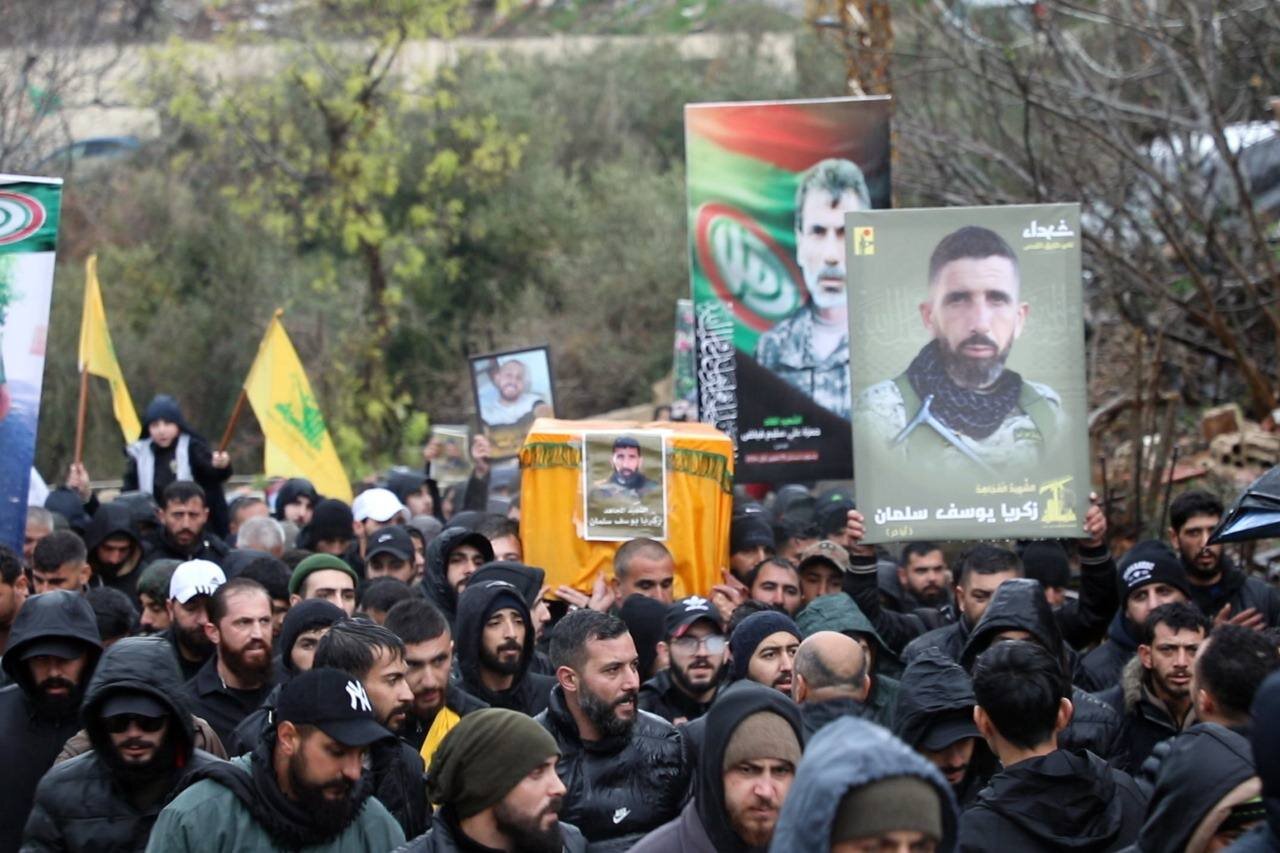 فيديو | حزب الله وجماهير المقاومة يشيّعون الشّهيد زكريا سلمان في مجدل زون