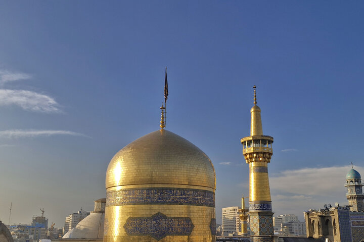 Photos: Razavi shrine covered in black for martyrdom anniv. of Imam Musa al-Kadhim