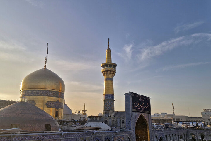 Photos: Razavi shrine covered in black for martyrdom anniv. of Imam Musa al-Kadhim