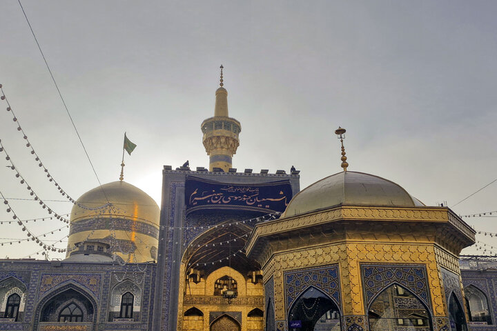 Photos: Razavi shrine covered in black for martyrdom anniv. of Imam Musa al-Kadhim