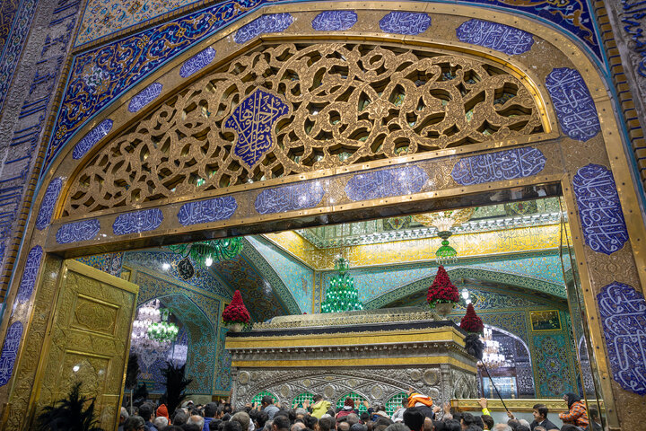 Photos: Razavi shrine covered in black for martyrdom anniv. of Imam Musa al-Kadhim