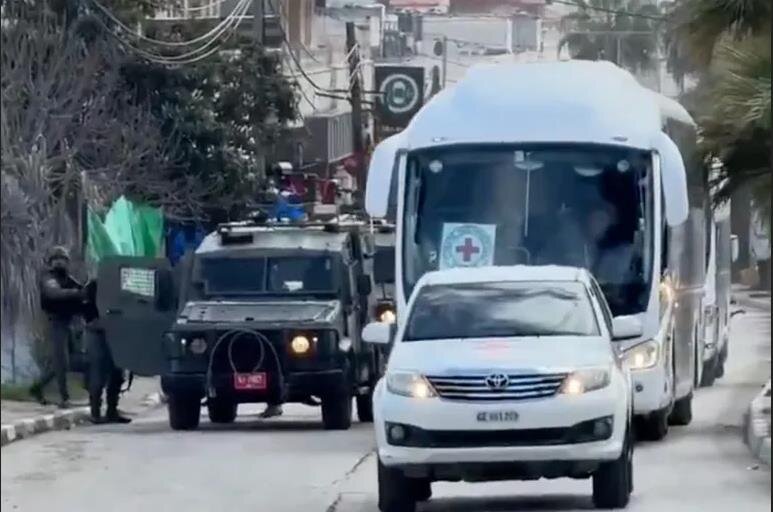114 أسيرا فلسطينيا تم الافراج عنهم ضمن صفقة "طوفان الأحرار"