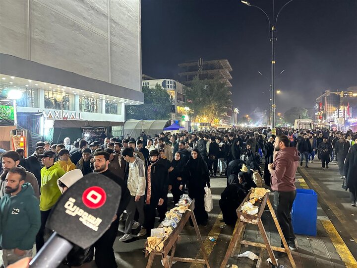 تقرير مصور/ مشاهد لمسيرات شعبية لإحياء شهادة الإمام الكاظم (ع) في بغداد