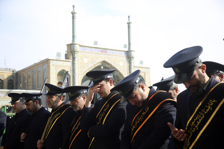 Photos: Hazrat Masoumeh shrine's servants organize mourning procession on Imam Kazim martyrdom anniv.