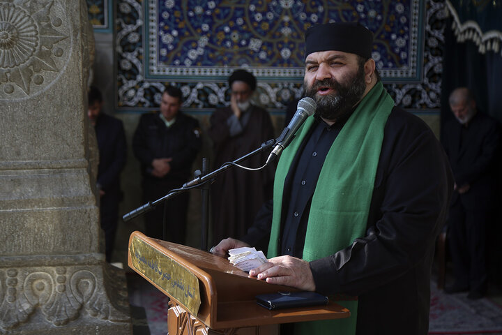 Photos: Hazrat Masoumeh shrine's servants organize mourning procession on Imam Kazim martyrdom anniv.