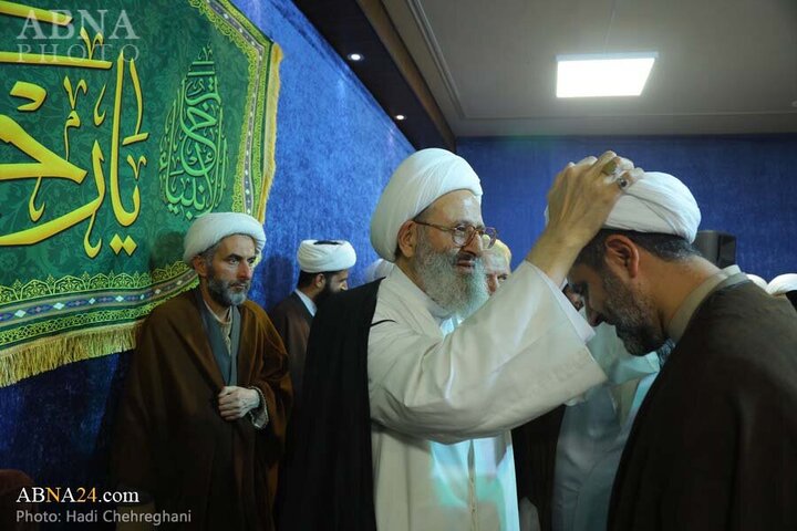 Photos: Eid al-Mab'ath celebrated in Qom, Iran