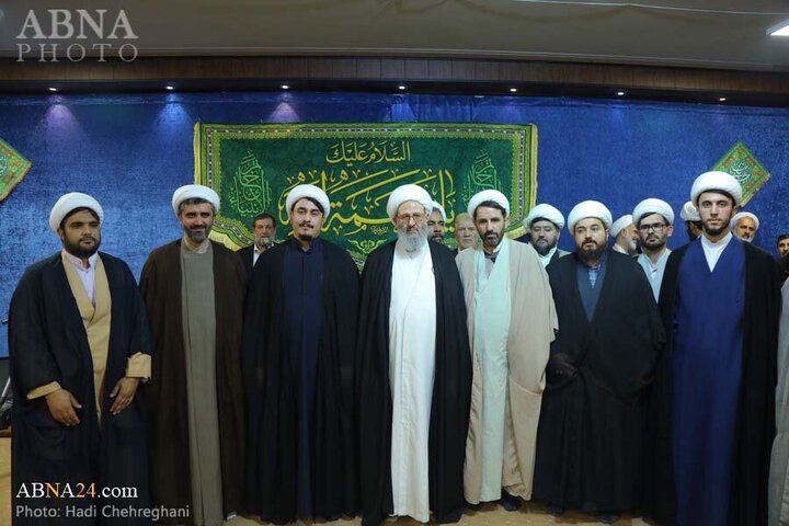 Photos: Eid al-Mab'ath celebrated in Qom, Iran