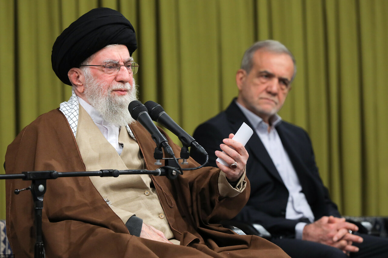 Imam Khamenei: Gaza brought US-backed, armed-to-teeth Zionist regime to its knees