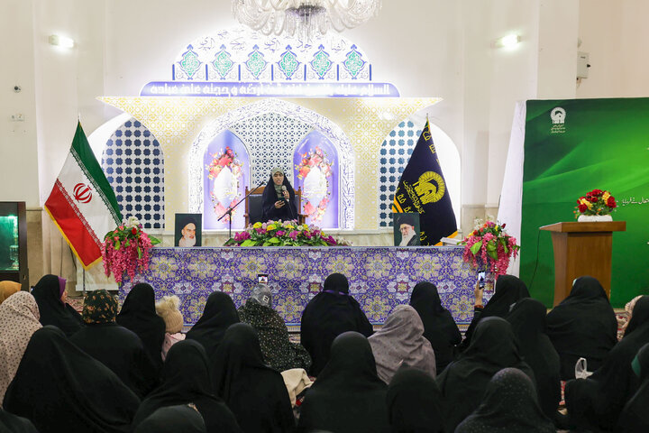 Photos: Imam Reza shrine holds special Program for Indian women