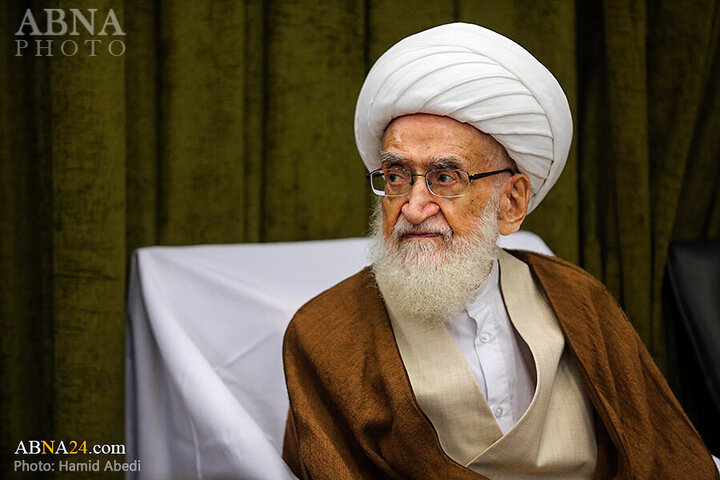 Photos: Turban ceremonies held at offices of Grand Ayatollahs in Qom, Iran