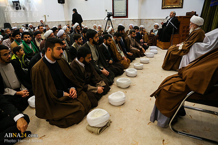 Photos: Turban ceremonies held at offices of Grand Ayatollahs in Qom, Iran