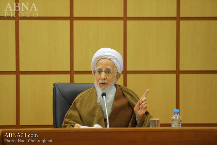 Photos: Universities Professors from Islamic countries meet with Ayatollah Javadi Amoli