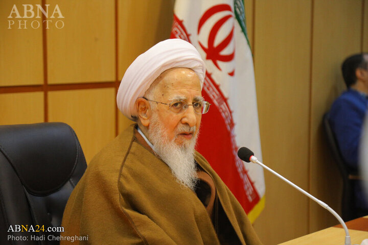 Photos: Universities Professors from Islamic countries meet with Ayatollah Javadi Amoli