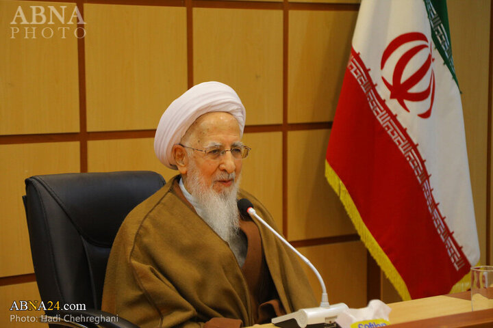 Photos: Universities Professors from Islamic countries meet with Ayatollah Javadi Amoli