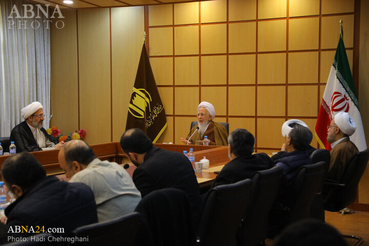 Photos: Universities Professors from Islamic countries meet with Ayatollah Javadi Amoli