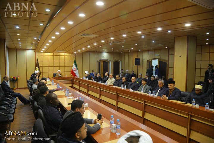 Photos: Universities Professors from Islamic countries meet with Ayatollah Javadi Amoli