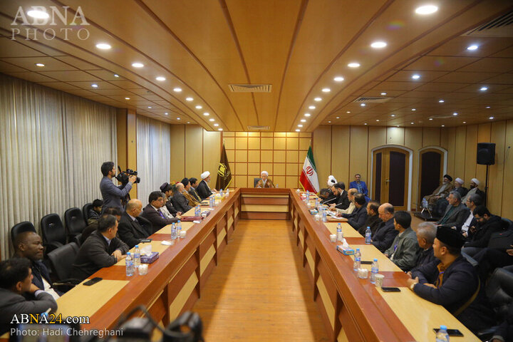 Photos: Universities Professors from Islamic countries meet with Ayatollah Javadi Amoli