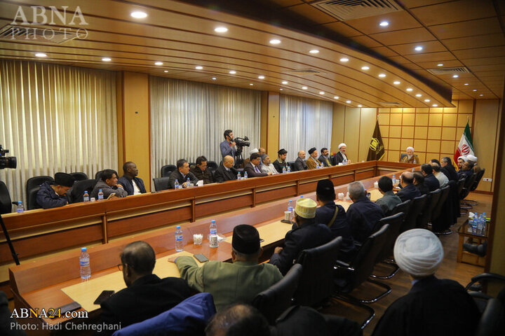 Photos: Universities Professors from Islamic countries meet with Ayatollah Javadi Amoli