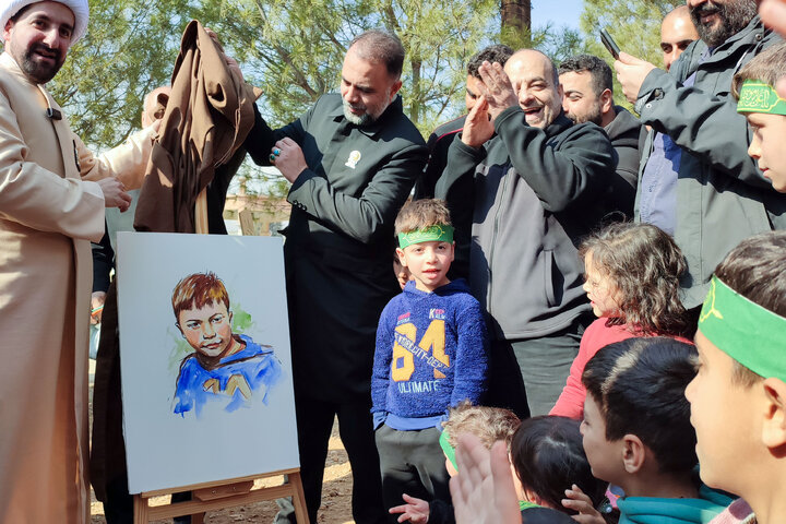 Photos: Imam Reza shrine's servants visit Syrian refugees in Lebanon