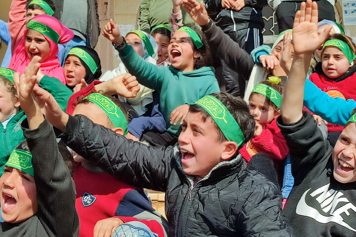 Photos: Imam Reza shrine's servants visit Syrian refugees in Lebanon