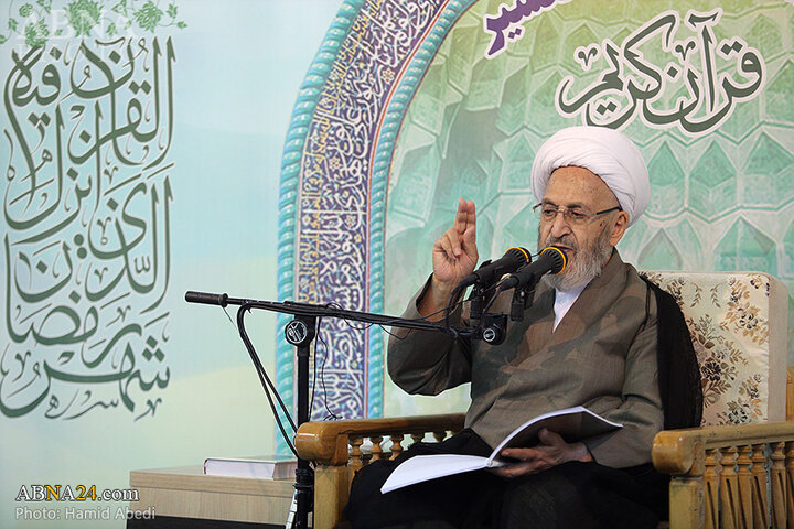 آیت‌الله سبحانی در واکنش به حمله اسرائیل: باید انتقام خون پاک شهیدان را بگیریم