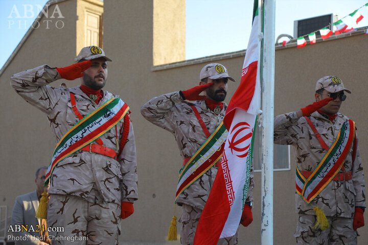 Photos: Commemorating beginning of Fajr decade in Qom