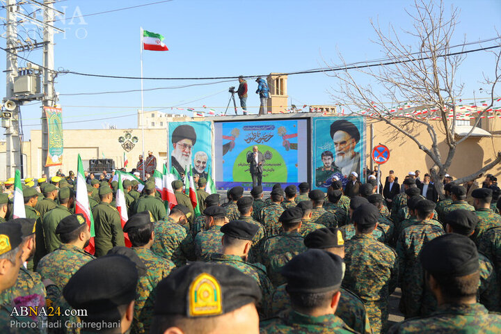 Photos: Commemorating beginning of Fajr decade in Qom