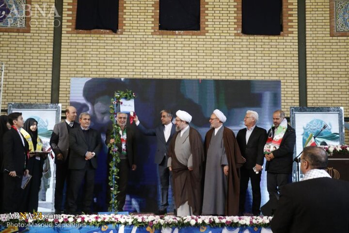 زنگ انقلاب در تبریز
