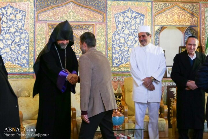 Photos: Session of leaders of divine religions in Isfahan