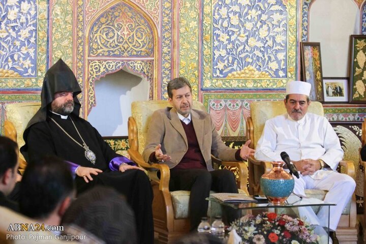 Photos: Session of leaders of divine religions in Isfahan