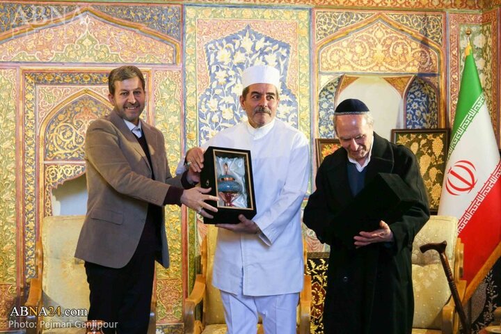 Photos: Session of leaders of divine religions in Isfahan