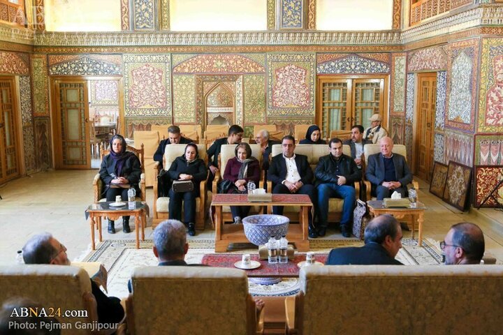 Photos: Session of leaders of divine religions in Isfahan