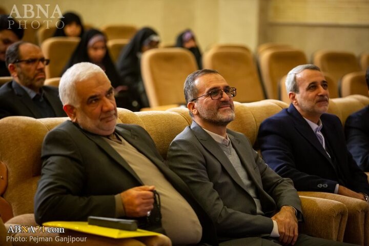 تقرير مصور/ مؤتمر طلائع الثورة الاسلامية في محافظة اصفهان مع حضور جماهيرية