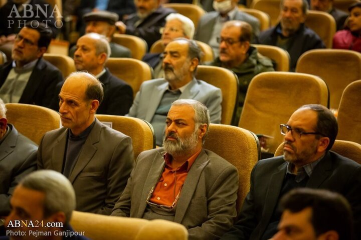 تقرير مصور/ مؤتمر طلائع الثورة الاسلامية في محافظة اصفهان مع حضور جماهيرية