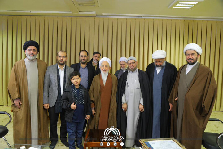 تقرير مصور/ العتبة الحسينية تكرّم آية الله الشيخ جوادي آملي وتختاره شخصية العام بمناسبة اليوم العالمي للقرآن الكريم