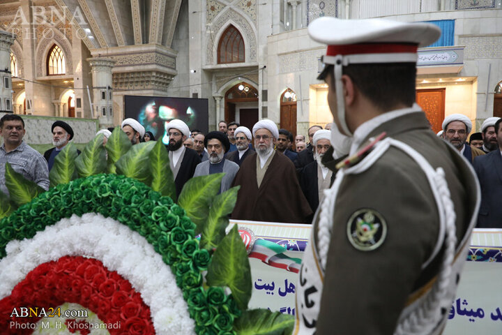 Photos: Secretary-General, staff of AhlulBayt World Assembly pay tribute to Imam Khomeini on anniv. of Islamic Revolution