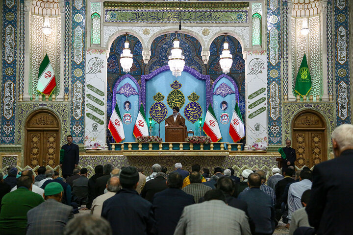 Photos: Birth anniversary of Hazrat Abalfazl al-Abbas celebrated in Qom