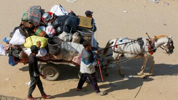 گزارش تصویری | بازگشت هزاران فلسطینی از جنوب به شمال نوار غزه