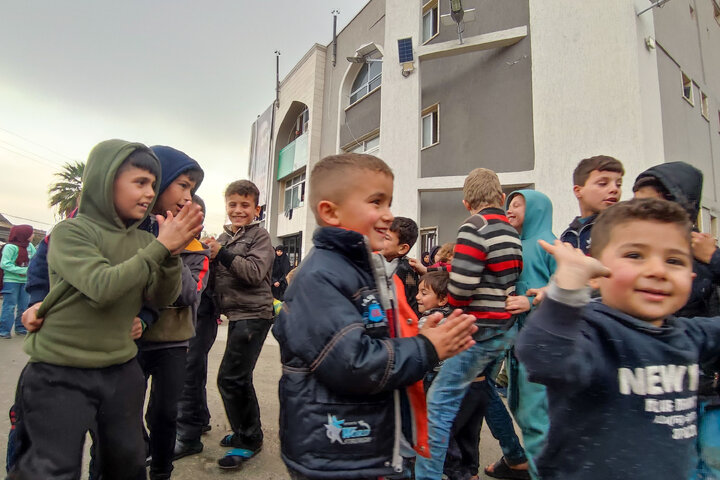 Photos: Servants of Imam Reza shrine meet with families of Lebanese martyrs