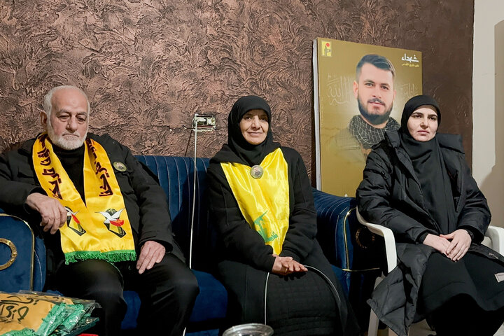 Photos: Servants of Imam Reza shrine meet with families of Lebanese martyrs