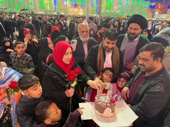 تقرير مصور/ زوار باكستانيون شيعة يحتفلون بولاة الإمام الحسين(ع) في كربلاء المقدسة