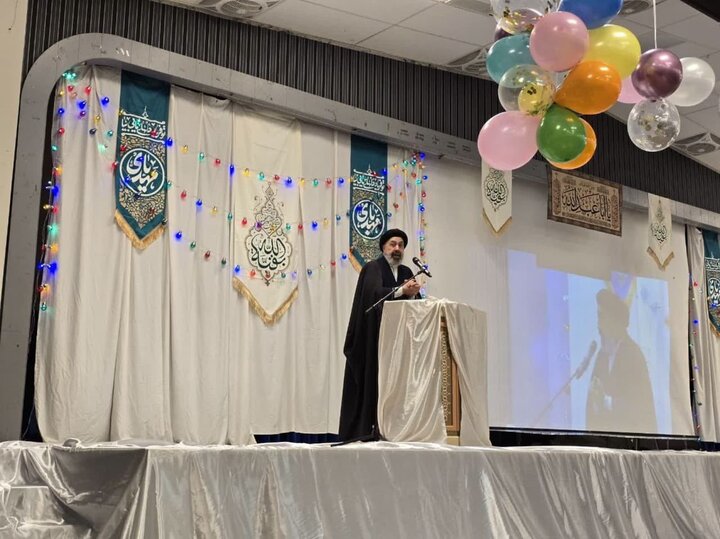 تقرير مصور/ احتفال بالأعياد الشعباينة في مركز الامام علي (ع) بالعاصمة السويدية