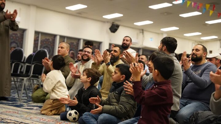 تقرير مصور/ احتفال بالأعياد الشعباينة في مركز الامام علي (ع) بالعاصمة السويدية