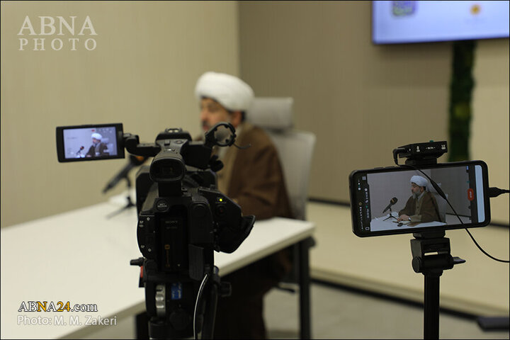 Photos: Session of "Sahifa al-Sajjadiyya in Contemporary World" held at ABNA News Agency