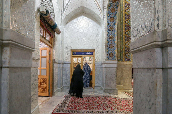 گزارش تصویری | دفاتر نذورات بانوان در حرم مطهر رضوی