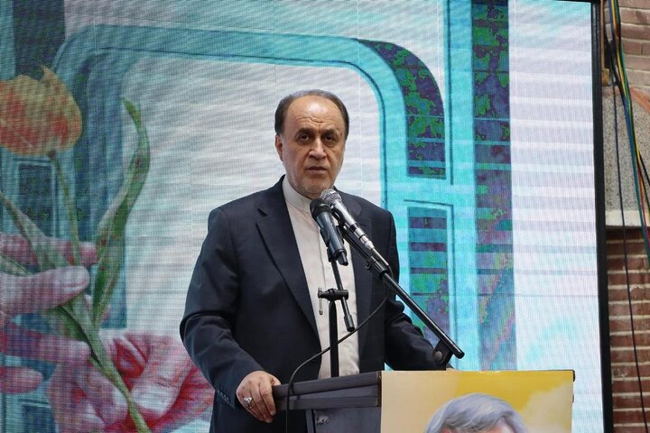 مقاومت رمز پیروزی انقلاب اسلامی است