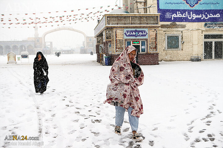 برف در قم