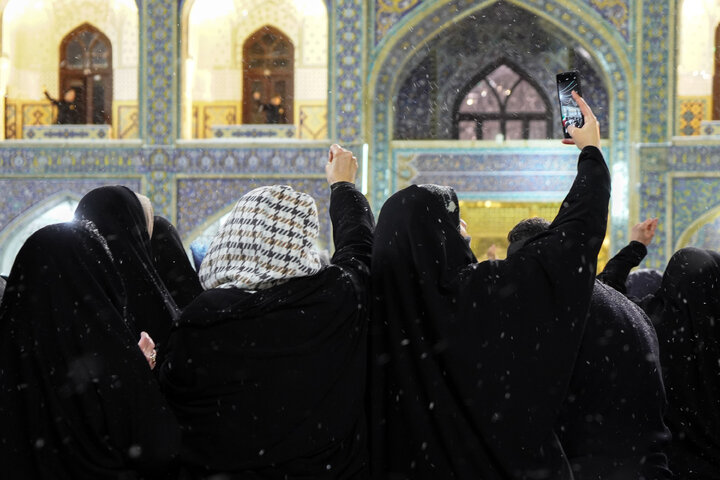 Photos: Chants of Allahu Akbar echoed at Imam Reza shrine