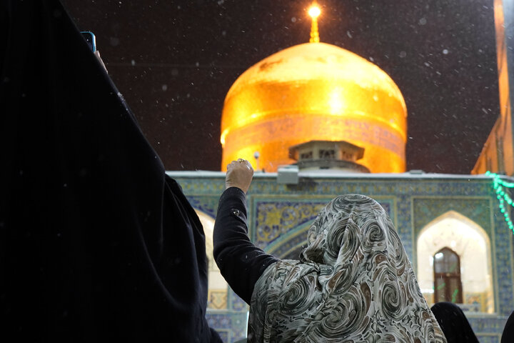 Photos: Chants of Allahu Akbar echoed at Imam Reza shrine