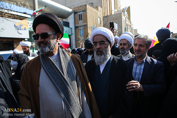 Photos (1): 22 Bahman rally held in Qom